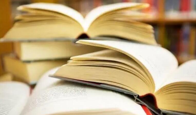 想在出版社出書 抓緊學習怎么出書